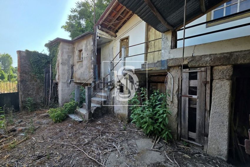 Moradia T3 à venda em Campo de Besteiros, Tondela — foto 2