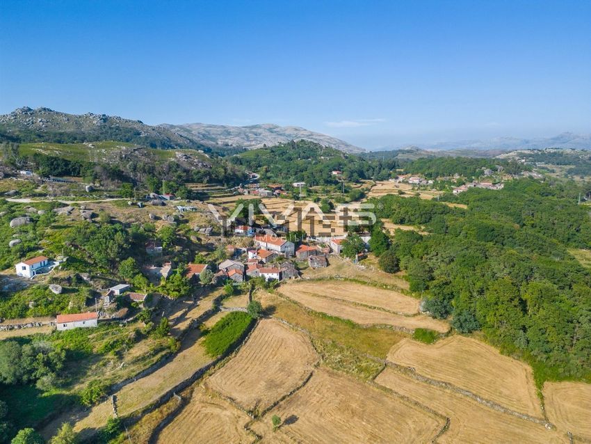 Moradia T0 à venda em Cibões e Brufe, Terras de Bouro — foto 2