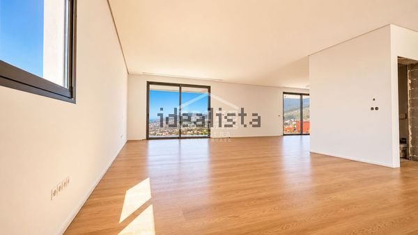 2-bedroom freehold villa in Calheta — photo 5 of 5