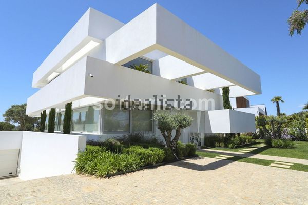 4-bedroom freehold villa in Loulé/Vilamoura — photo 4 of 5