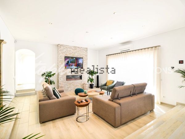 6-bedroom freehold villa in Faro — photo 4 of 5