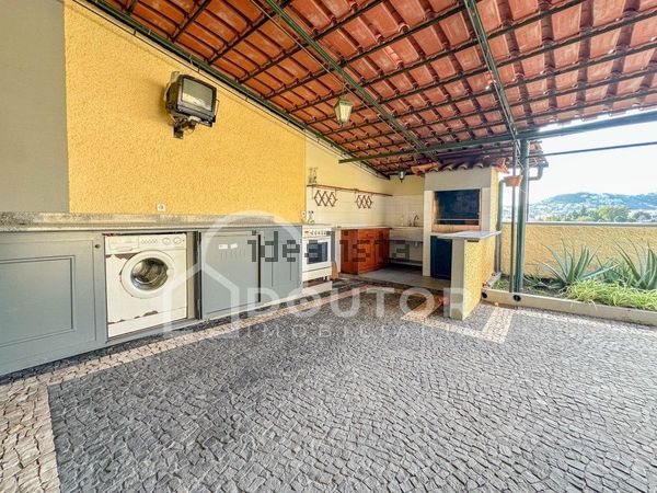 3-bedroom freehold villa in Funchal — photo 5 of 5