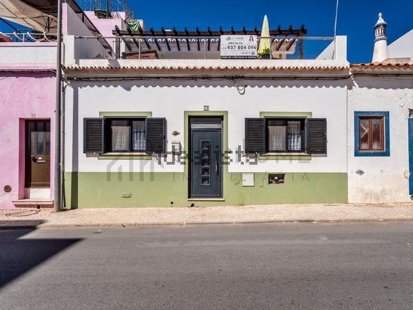2-bedroom freehold villa in Lagoa/Carvoeiro — photo 2 of 5