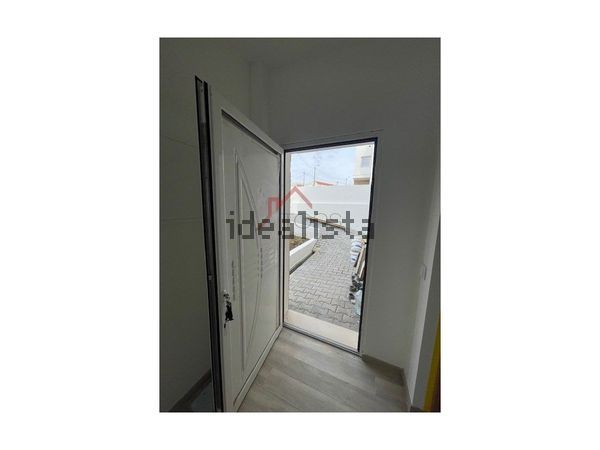 3-bedroom freehold villa in Sintra/Colares — photo 1 of 5