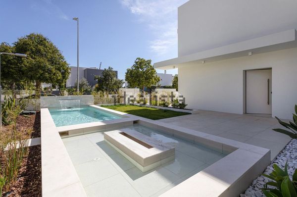 5-bedroom freehold villa in Loulé/Vilamoura — photo 3 of 5