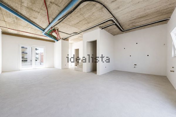 Terraced house in Rua Doutor Coutinho Pais, 443, Quinta das Serralheiras, Algueirão - Mem Martins — image 3
