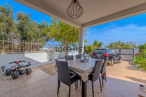Detached house in Centro de Guia, Guia — image 3