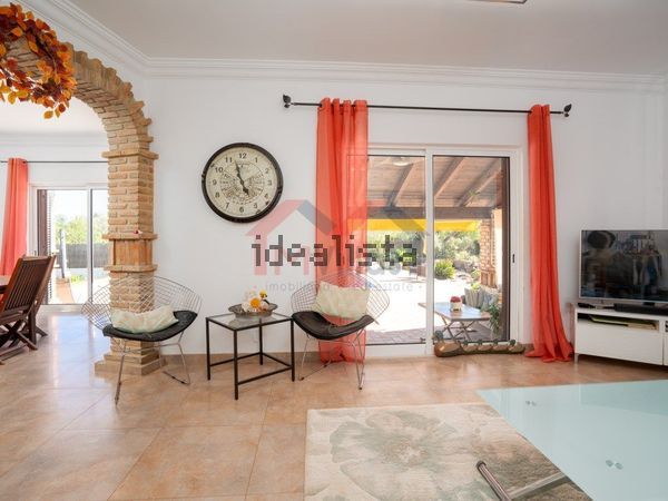 3-bedroom freehold villa in Loulé/Vilamoura — photo 4 of 5