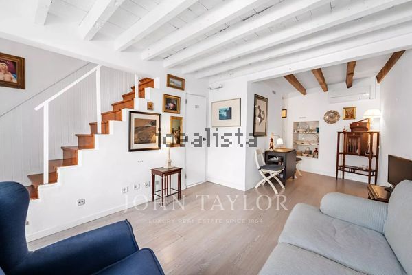 2-bedroom freehold villa in Cascais/Estoril — photo 2 of 5