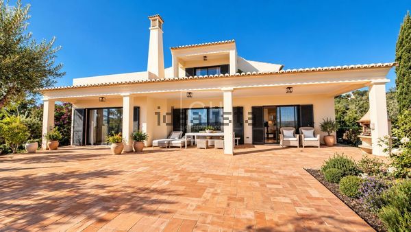 3-bedroom freehold villa in Loulé/Vilamoura — photo 5 of 5