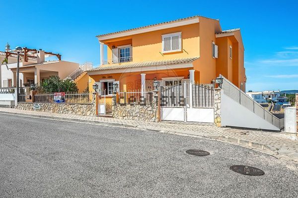 5-bedroom freehold villa in Silves — photo 3 of 5
