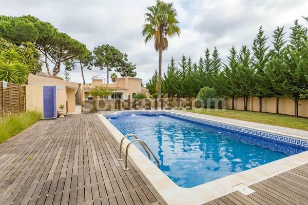 3-bedroom freehold villa in Loulé/Vilamoura — photo 1 of 5