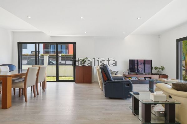 4-bedroom freehold villa in Cascais/Estoril — photo 3 of 5