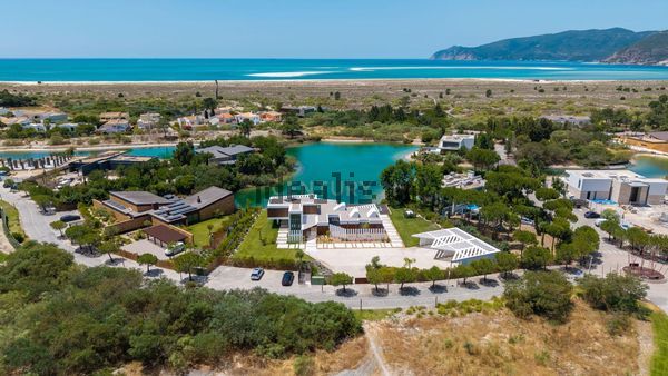 5-bedroom freehold villa in Comporta/Melides — photo 2 of 5