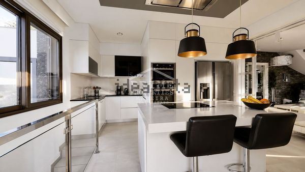 3-bedroom freehold villa in Calheta — photo 5 of 5