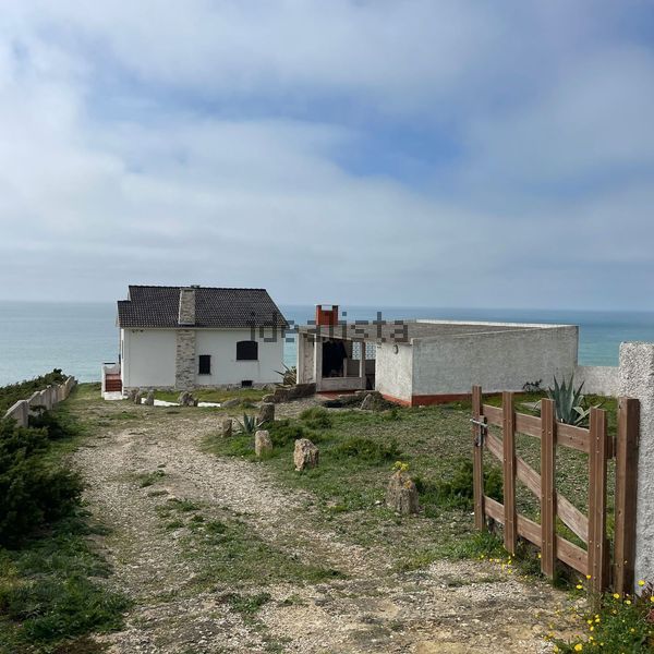 4-bedroom freehold villa in Sintra/Colares — photo 4 of 5