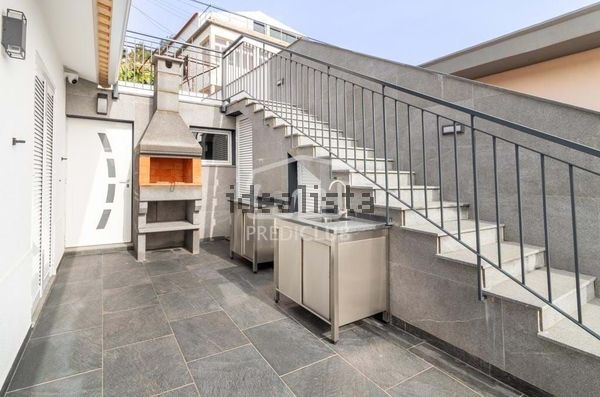 3-bedroom freehold villa in Funchal — photo 2 of 5