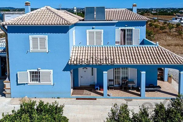 4-bedroom freehold villa in Tavira — photo 2 of 5