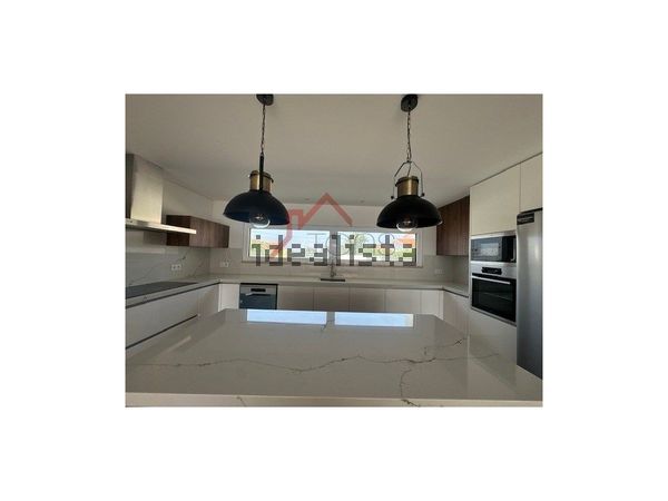 4-bedroom freehold villa in Sintra/Colares — photo 5 of 5