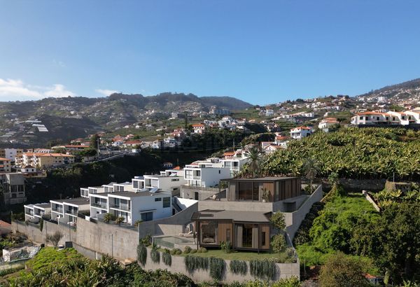 3-bedroom freehold villa in Câmara de Lobos — photo 2 of 5