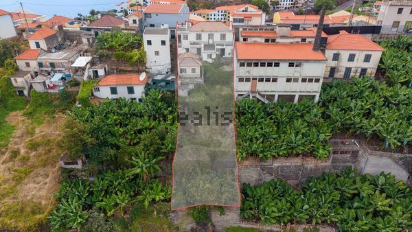 Detached house in Câmara de Lobos