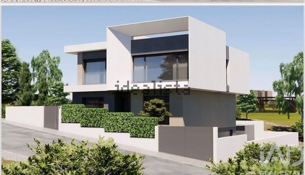 4-bedroom freehold villa in Cascais/Estoril — photo 2 of 5