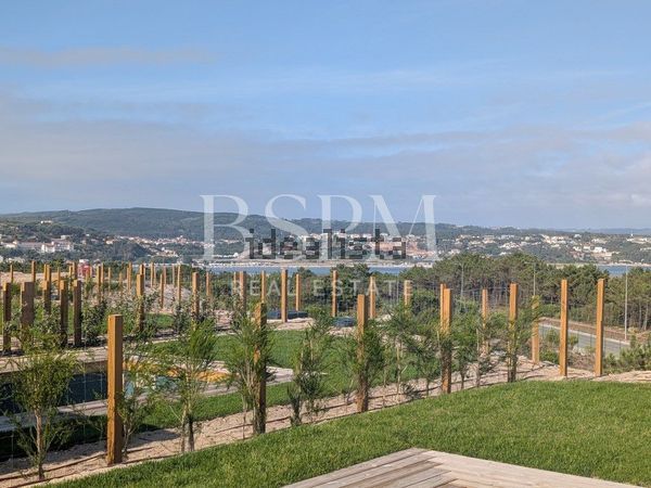 2-bedroom freehold villa in Óbidos — photo 2 of 5
