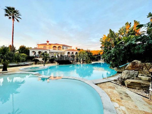 6-bedroom freehold villa in Loulé/Vilamoura — photo 4 of 5