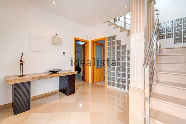4-bedroom freehold villa in Loulé/Vilamoura — photo 2 of 5