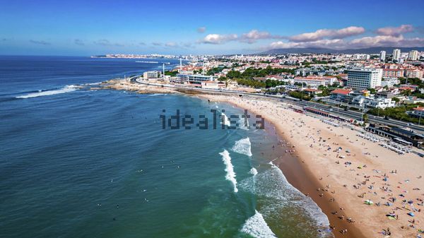 5-bedroom freehold villa in Cascais/Estoril — photo 1 of 1
