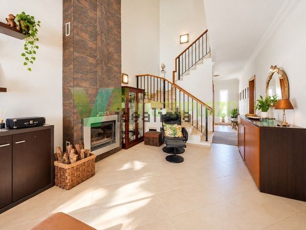 3-bedroom freehold villa in Portimão — photo 5 of 5