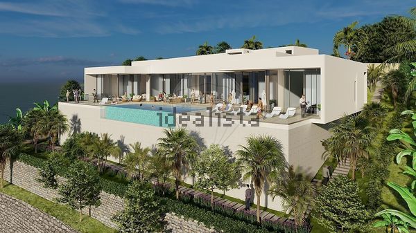 4-bedroom freehold villa in Calheta — photo 3 of 5