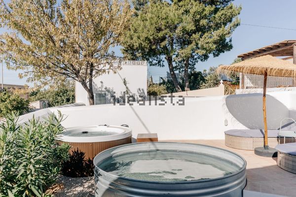 Detached house in Em520-1, 338, Santa Bárbara de Nexe