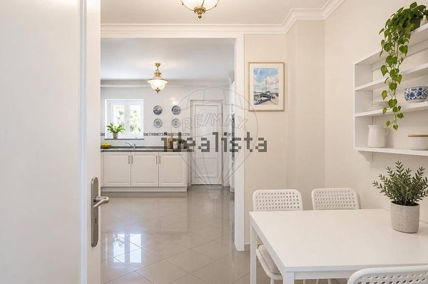3-bedroom freehold villa in Cascais/Estoril — photo 5 of 5