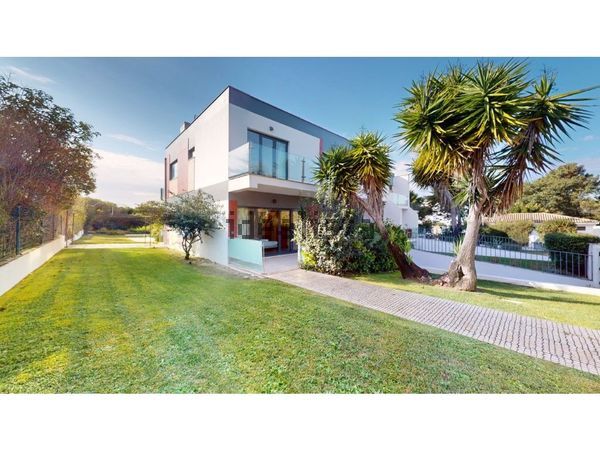 5-bedroom freehold villa in Comporta/Melides — photo 2 of 5