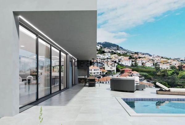 4-bedroom freehold villa in Funchal — photo 3 of 5