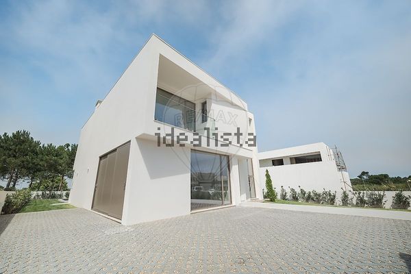 4-bedroom freehold villa in Sintra/Colares — photo 5 of 5