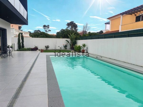 4-bedroom freehold villa in Cascais/Estoril — photo 5 of 5