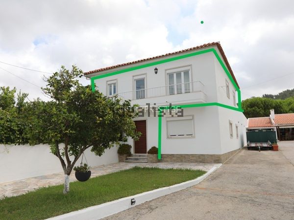 3-bedroom freehold villa in Sintra/Colares — photo 1 of 5