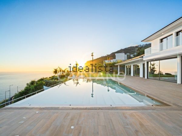 5-bedroom freehold villa in Calheta — photo 4 of 5