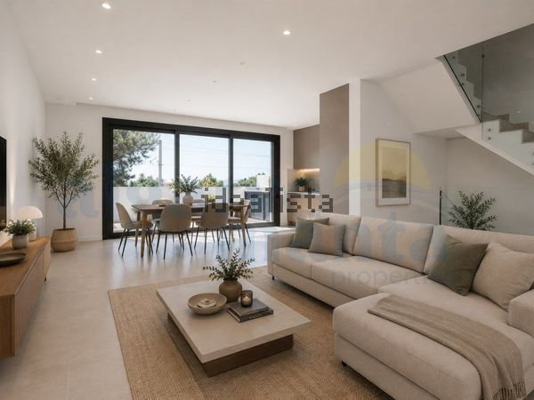 4-bedroom freehold villa in Tavira — photo 3 of 5