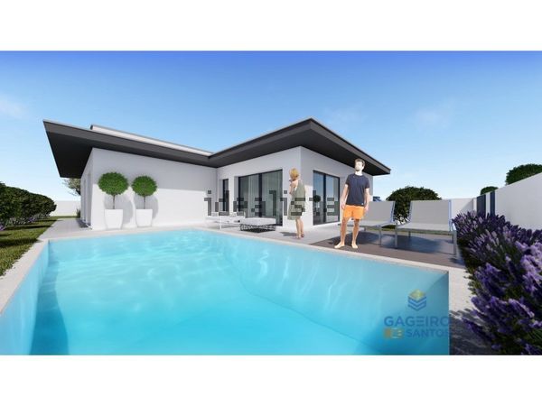 3-bedroom freehold villa in Alcobaça/São Martinho do Porto — photo 2 of 5