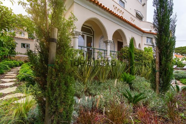 6-bedroom freehold villa in Cascais/Estoril — photo 3 of 5