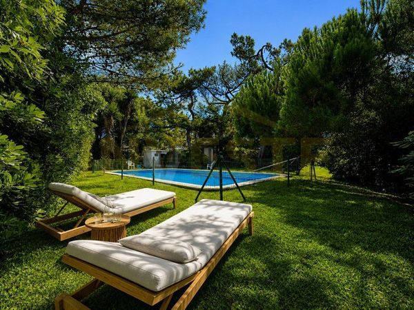8-bedroom freehold villa in Cascais/Estoril — photo 3 of 5