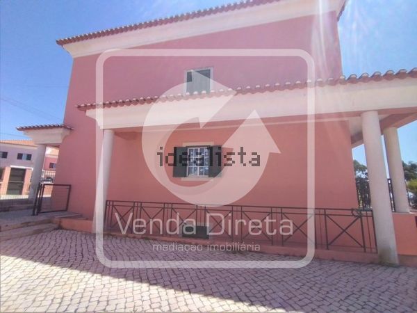 3-bedroom freehold villa in Sintra/Colares — photo 3 of 5