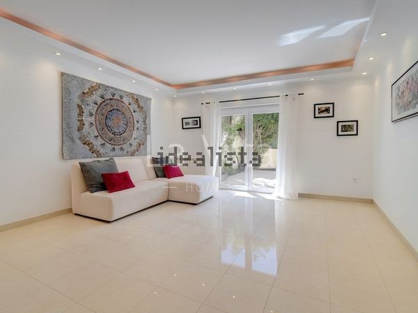 5-bedroom freehold villa in Cascais/Estoril — photo 3 of 5