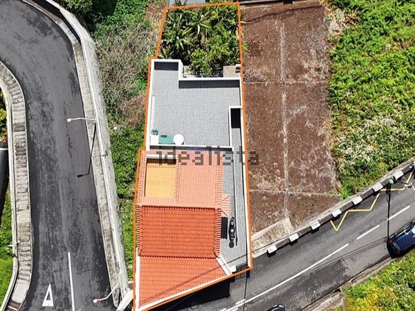 4-bedroom freehold villa in Câmara de Lobos — photo 3 of 5