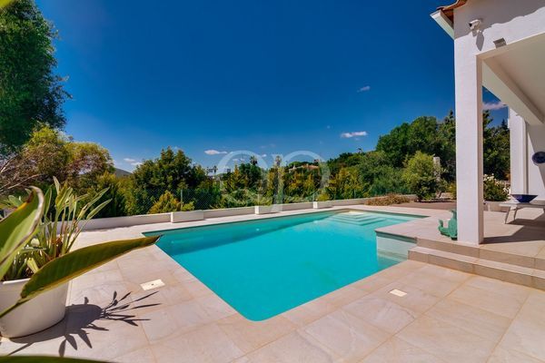 3-bedroom freehold villa in Loulé/Vilamoura — photo 3 of 5