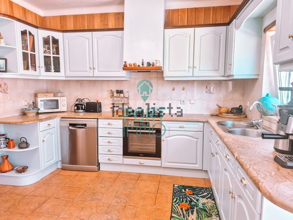 Detached house in Vimeiro — image 3