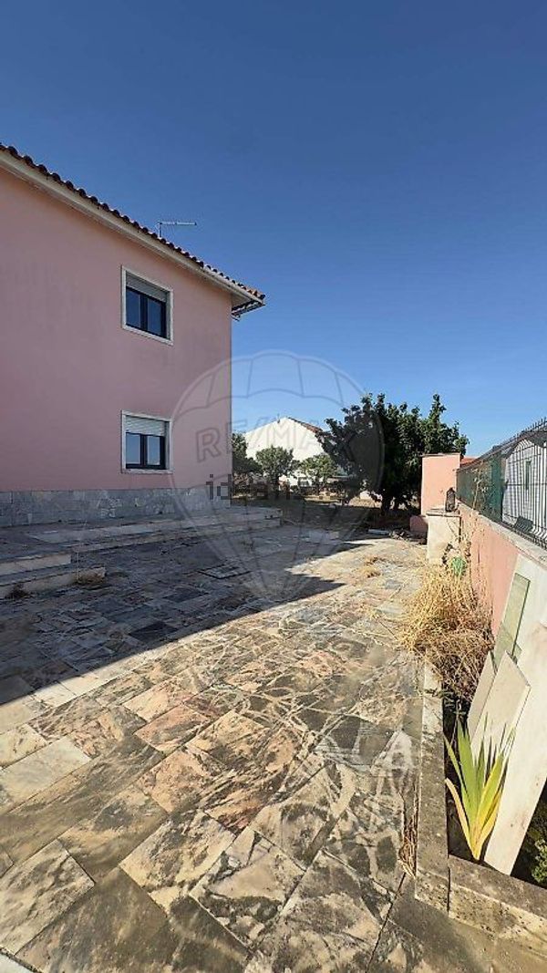 Andar de moradia in Travessa das Oliveiras, Terrugem — image 5